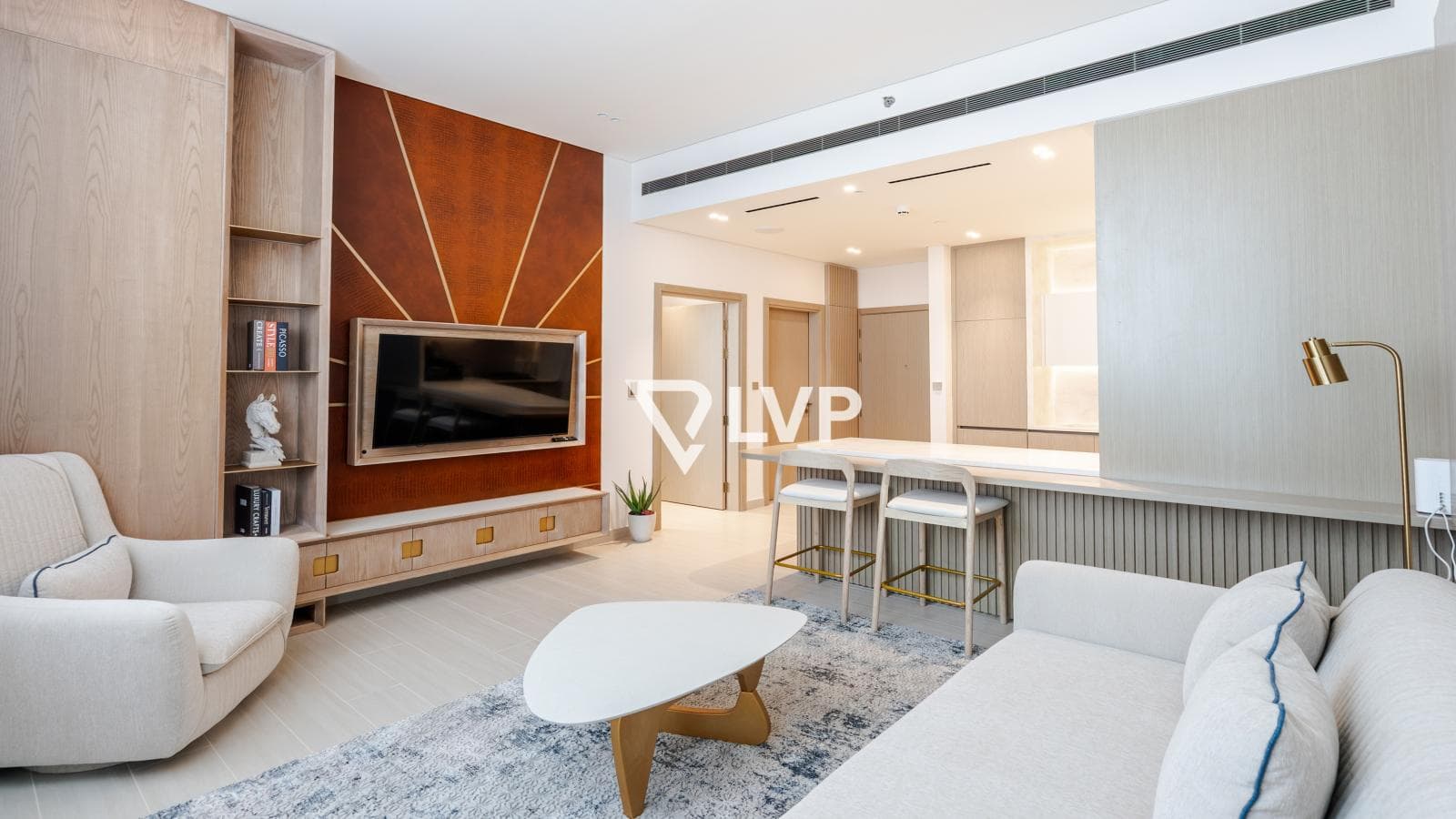 High Floor | Furnished | With Private Jacuzzi — photo 3