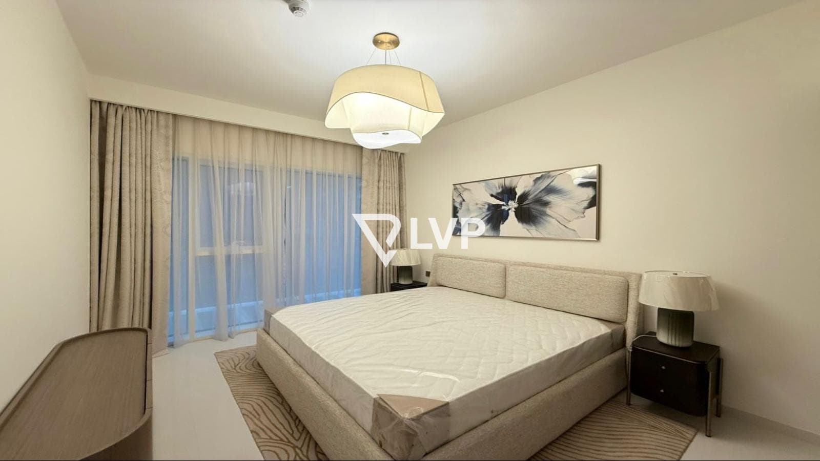 Upgraded 1BR | Fully Furnished | Beachfront — photo 4
