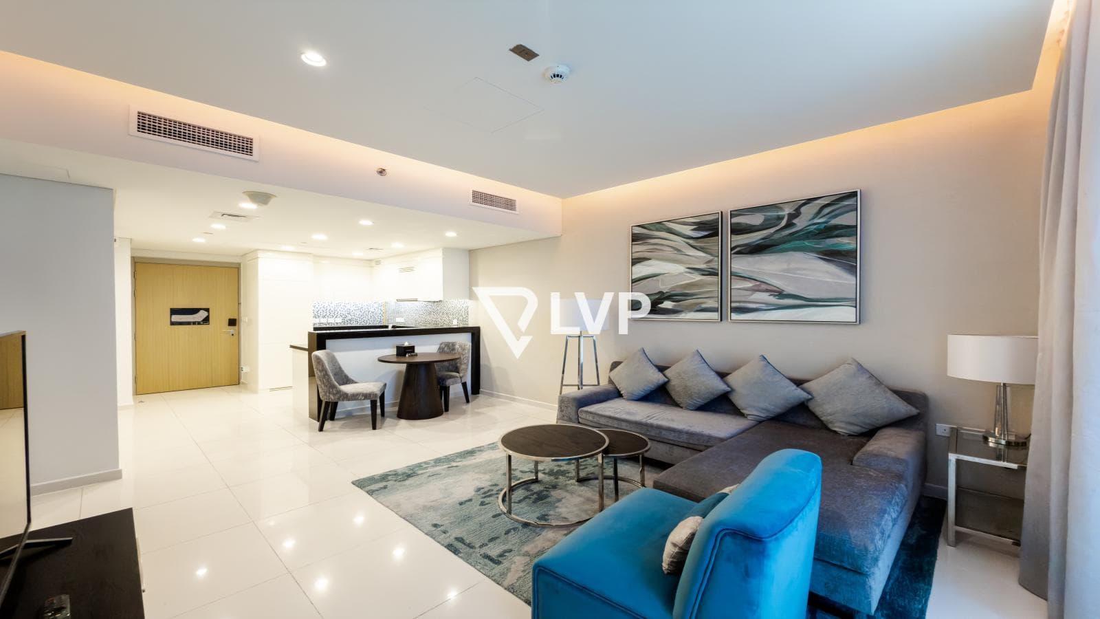 Multiple Cheques | High Floor | Fully Furnished — photo 1