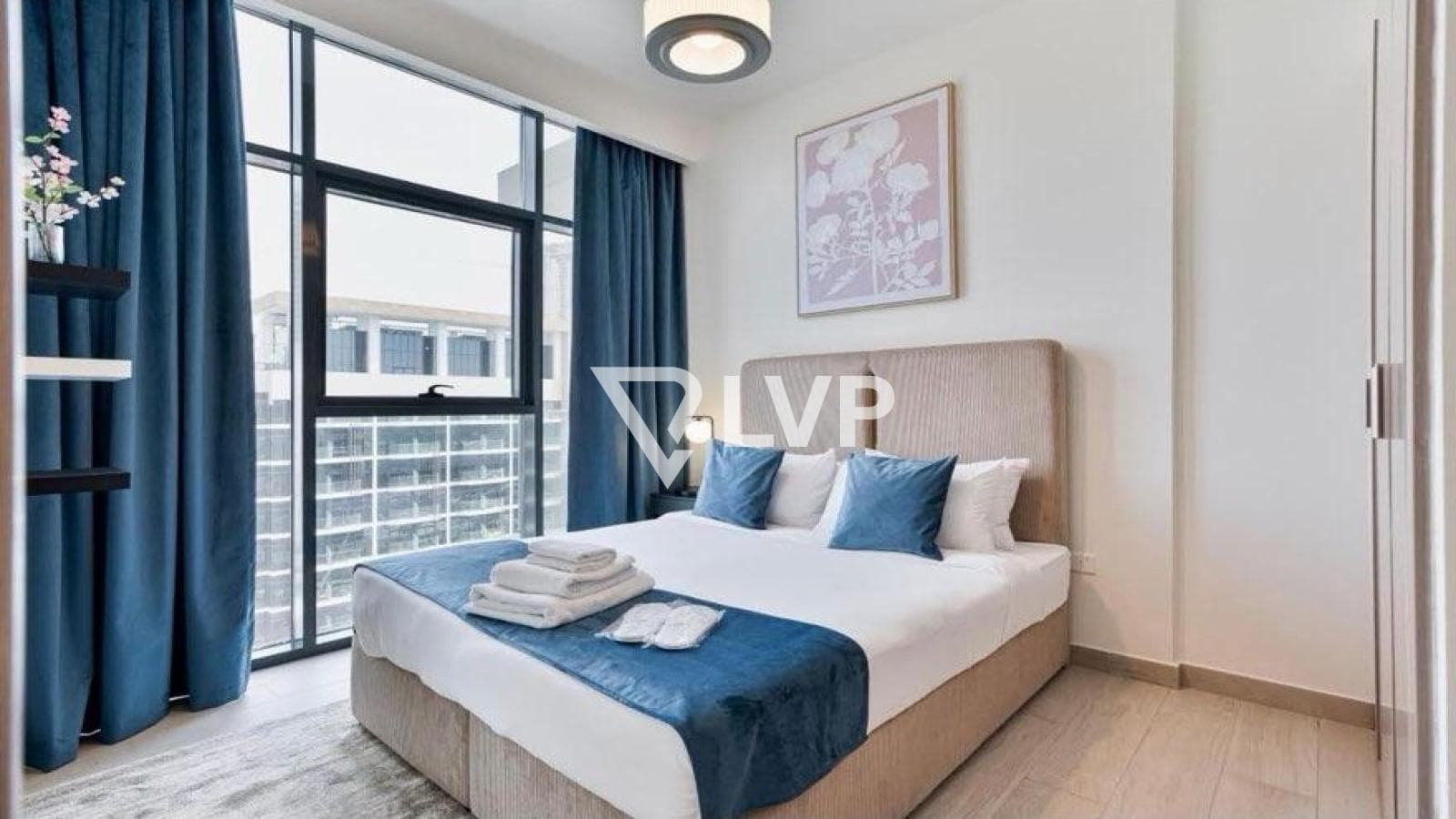 Mid Floor |Fully Furnished |Road & Community View — photo 5