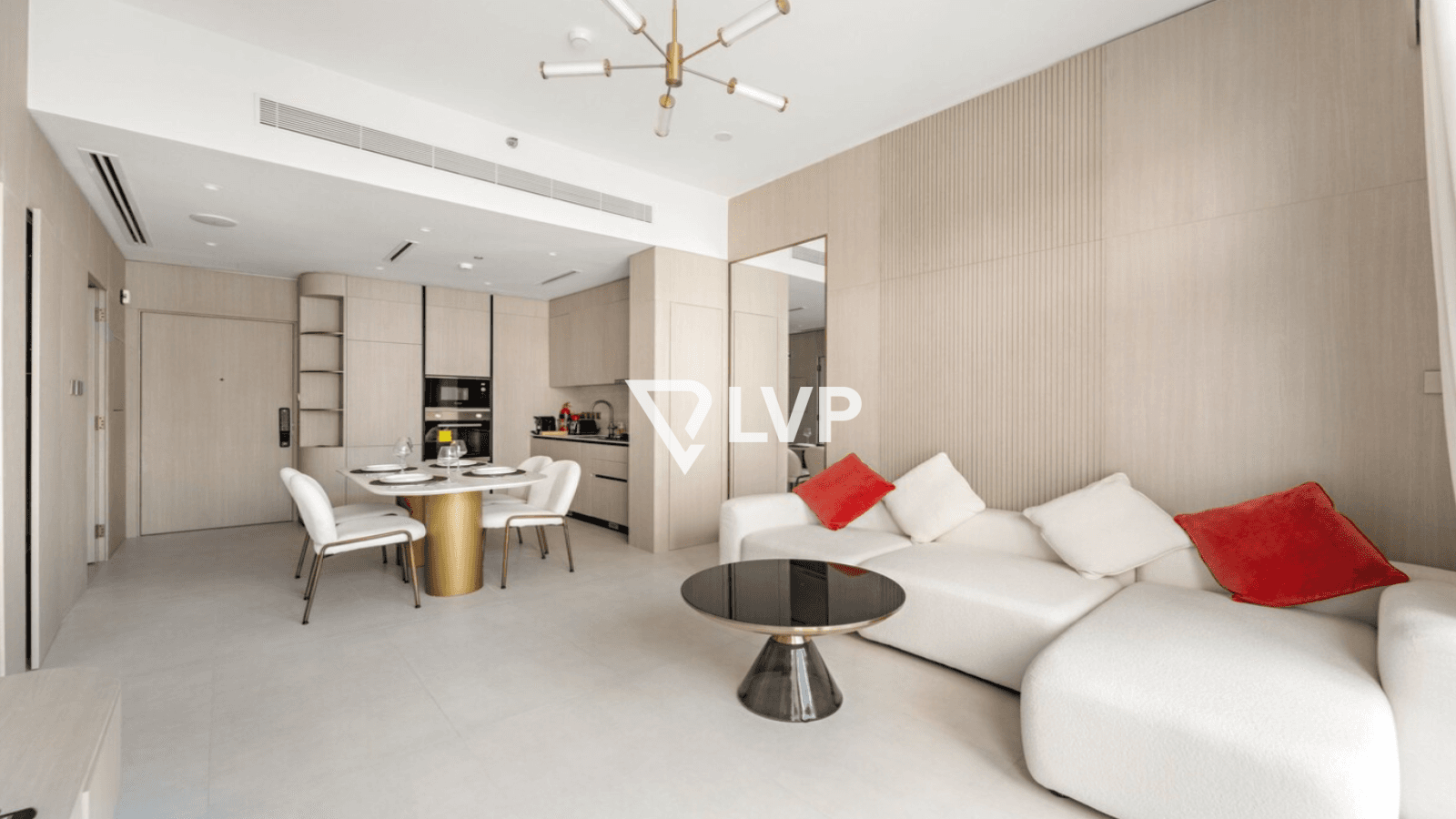 Fully Furnished | Corner Unit | Smart Home — photo 4